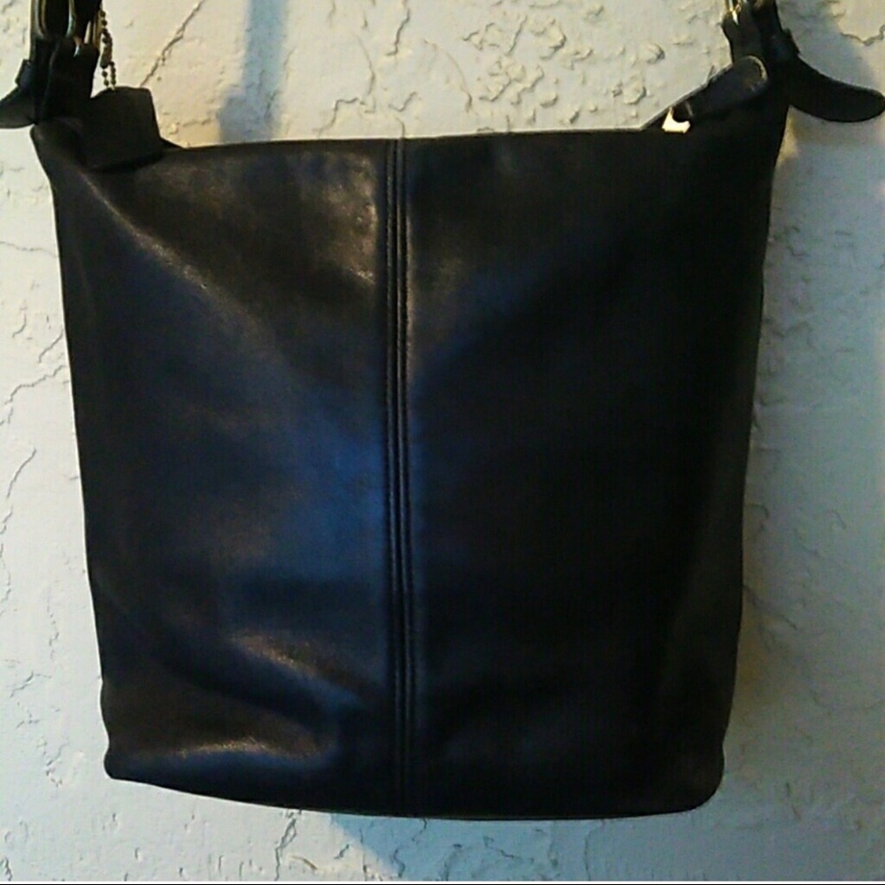 Vintage Coach Bucket Purse - Picture 2 of 5